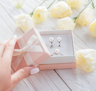 Jewelry Gifting Guide  - Perfect Pieces for Every Occasion